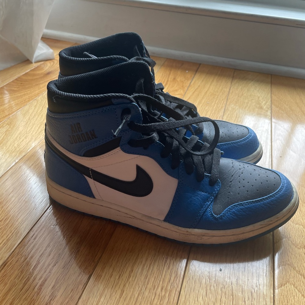 Jordan One Rare Air - size 9 used